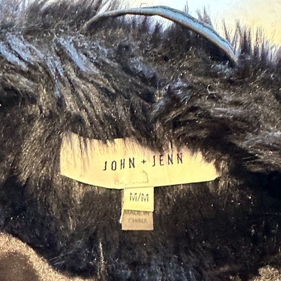 Long Faux Fur Vest - Picture 10 of 14